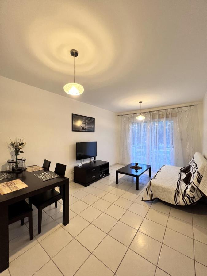 Iris Village Pafos Dış mekan fotoğraf
